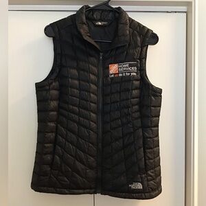 The North Face Thermoball Black Puffer Vest Size Medium The Home Depot Logo